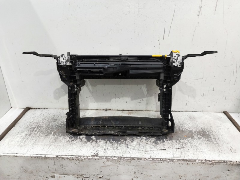Recambio de panel frontal para cupra formentor referencia OEM IAM   
