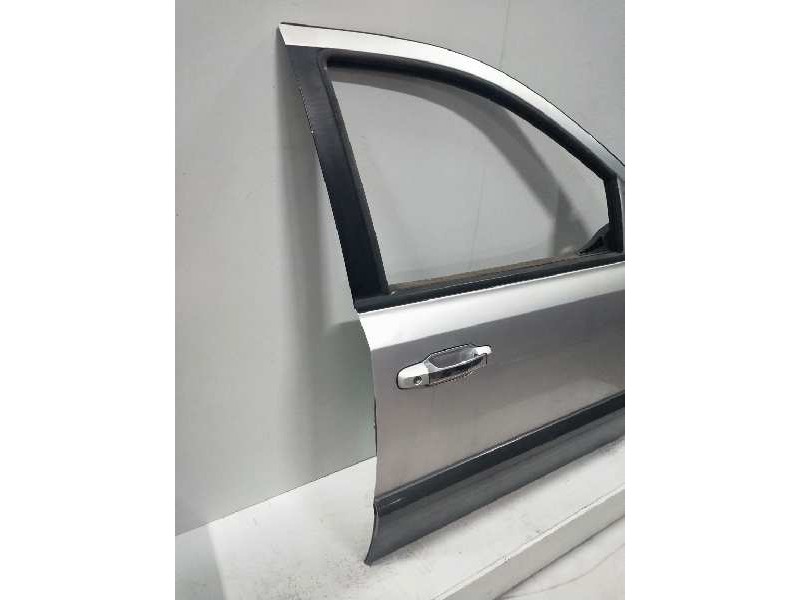 Recambio de puerta delantera derecha para kia sorento 2.5 crdi cat referencia OEM IAM   