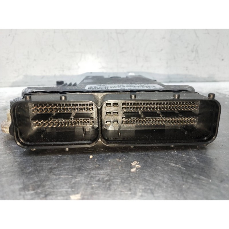 Recambio de centralita motor uce para skoda octavia berlina (1z3) referencia OEM IAM 0281011883  