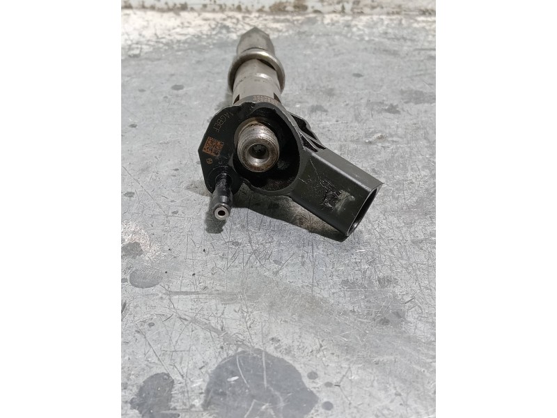 Recambio de inyector para volkswagen crafter combi (2e) referencia OEM IAM 0986435352  BOSCH