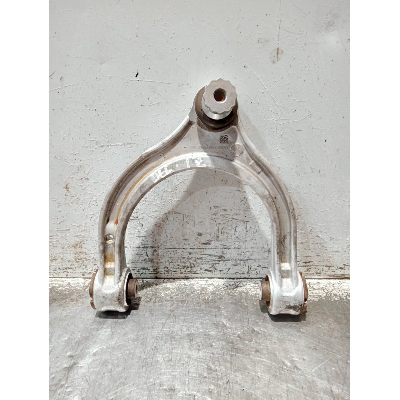 Recambio de brazo suspension superior delantero izquierdo para mercedes clase c (w206) c 220 d referencia OEM IAM 2063302100  