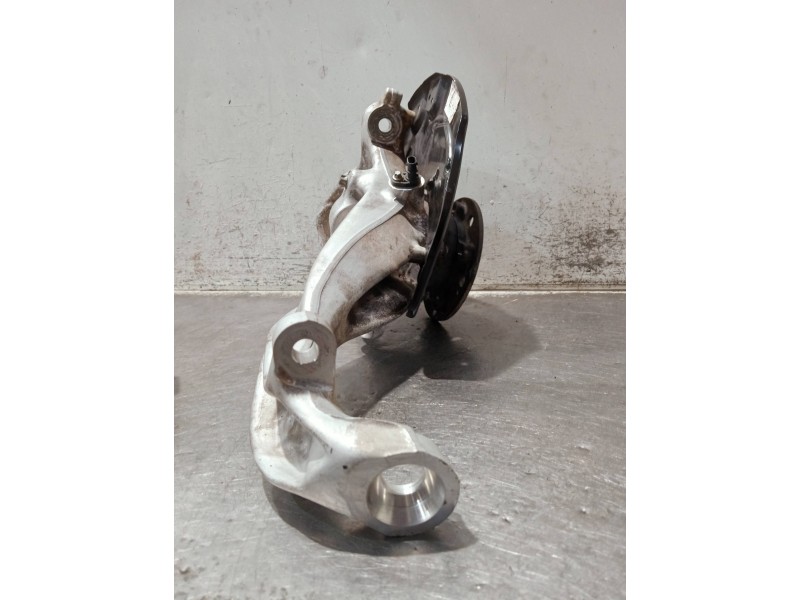 Recambio de mangueta delantera derecha para mercedes clase c (w206) c 220 d referencia OEM IAM R2060200  