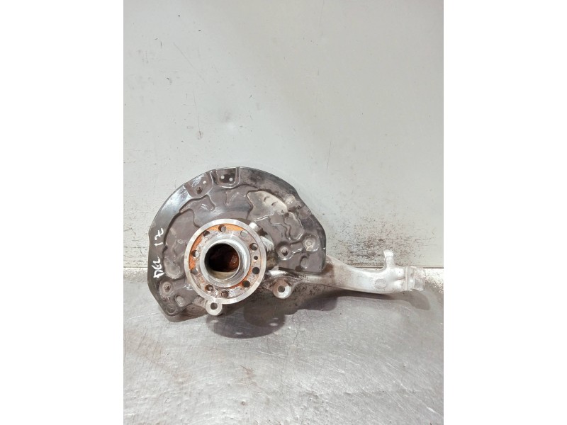 Recambio de mangueta delantera izquierda para mercedes clase c (w206) c 220 d referencia OEM IAM R2060100  