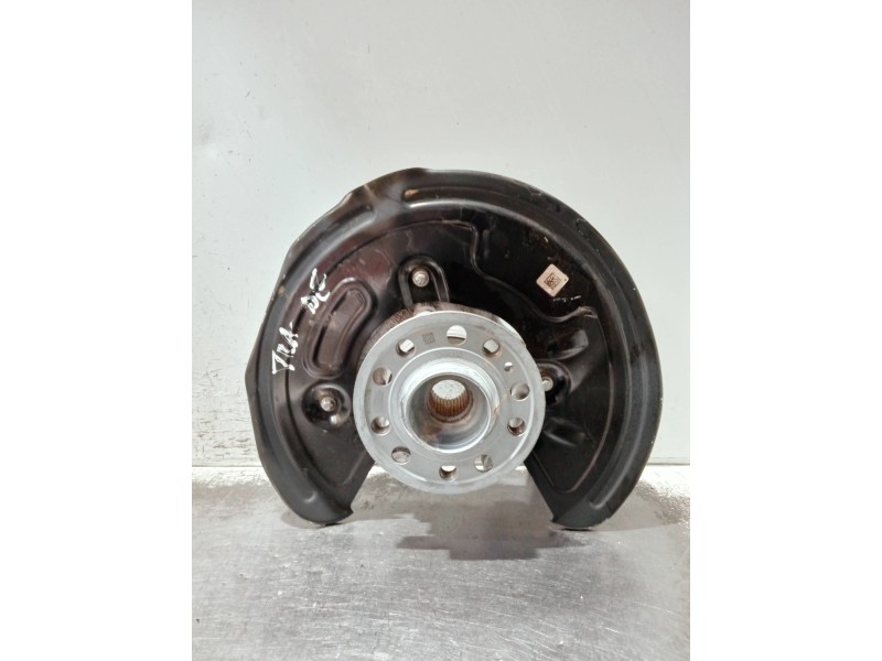 Recambio de mangueta trasera derecha para mercedes clase c (w206) c 220 d referencia OEM IAM A2063570200  