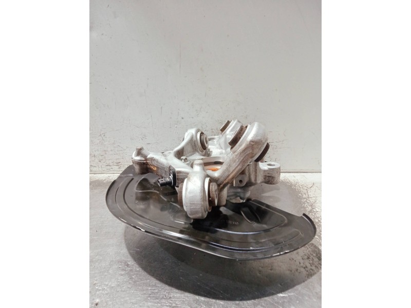 Recambio de mangueta trasera derecha para mercedes clase c (w206) c 220 d referencia OEM IAM A2063570200  