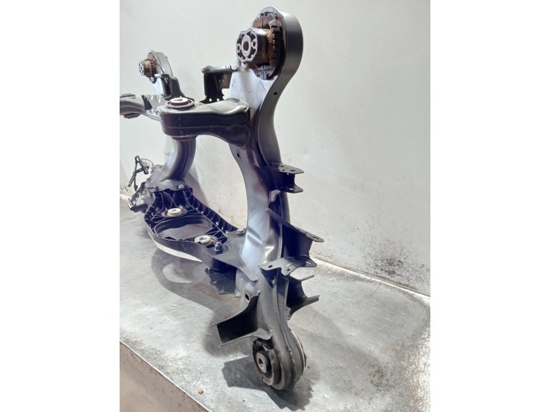 Recambio de puente trasero para mercedes clase c (w206) c 220 d referencia OEM IAM 2065840300  CUNA