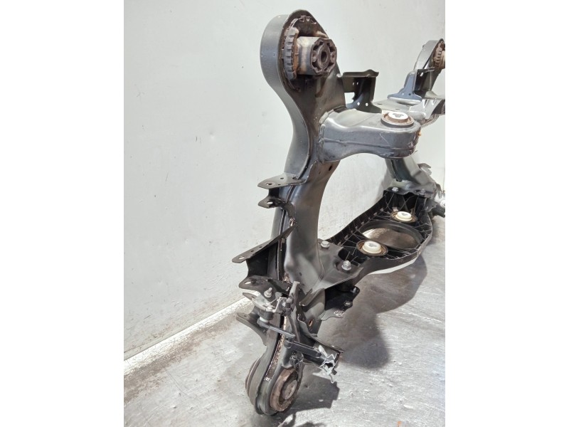 Recambio de puente trasero para mercedes clase c (w206) c 220 d referencia OEM IAM 2065840300  CUNA
