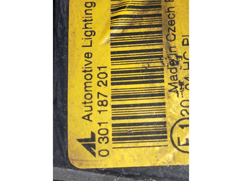 Recambio de faro derecho para bmw serie 3 compact (e46) referencia OEM IAM 0301187202  