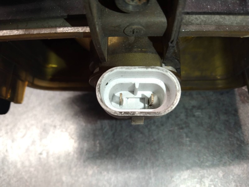 Recambio de faro antiniebla derecho para opel omega b executive berlina referencia OEM IAM 09146112  