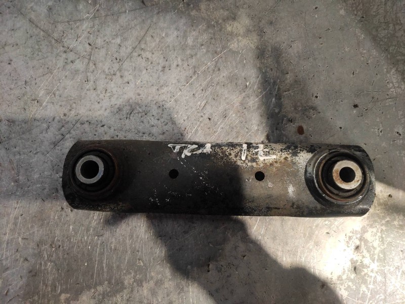 Recambio de brazo suspension superior trasero izquierdo para opel insignia sports tourer selective referencia OEM IAM   