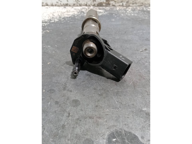 Recambio de inyector para volkswagen crafter combi (2e) referencia OEM IAM 0986435352  