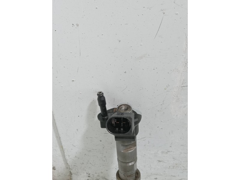 Recambio de inyector para volkswagen crafter combi (2e) referencia OEM IAM 0986435352  