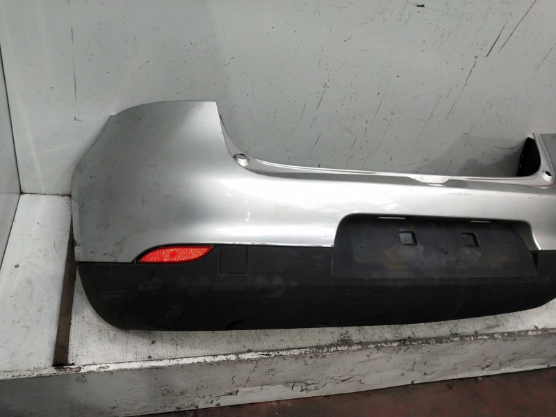 Recambio de paragolpes trasero para renault megane iii berlina 5 p referencia OEM IAM   