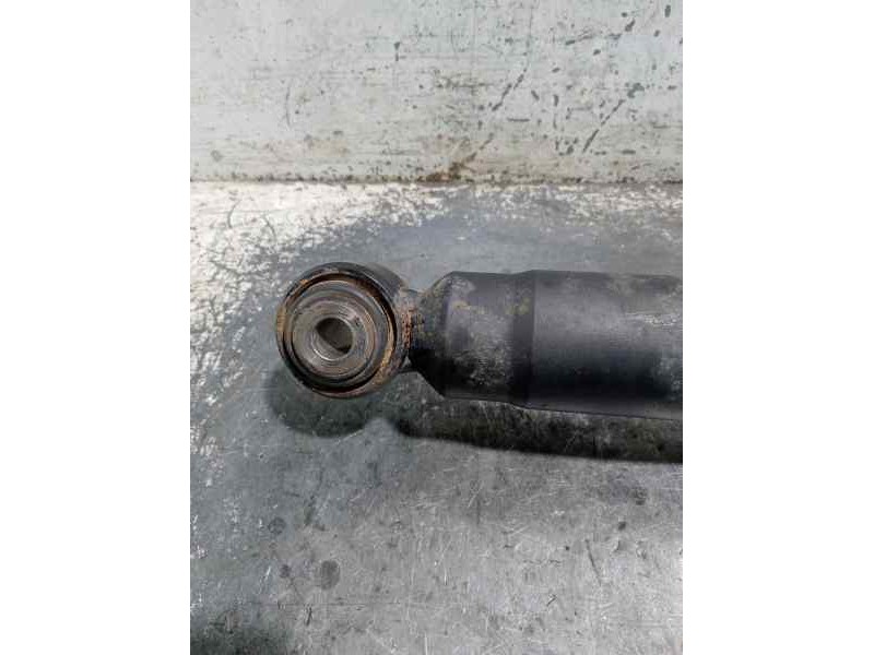 Recambio de amortiguador trasero derecho para mercedes clase s (w220) berlina 500 (220.075) referencia OEM IAM A2203209213 15240