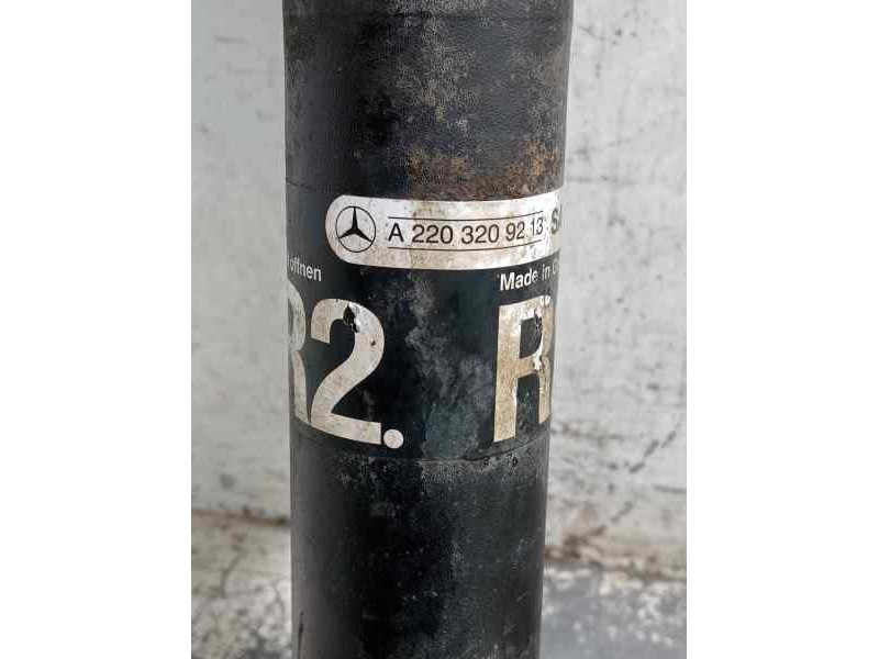 Recambio de amortiguador trasero derecho para mercedes clase s (w220) berlina 500 (220.075) referencia OEM IAM A2203209213 15240