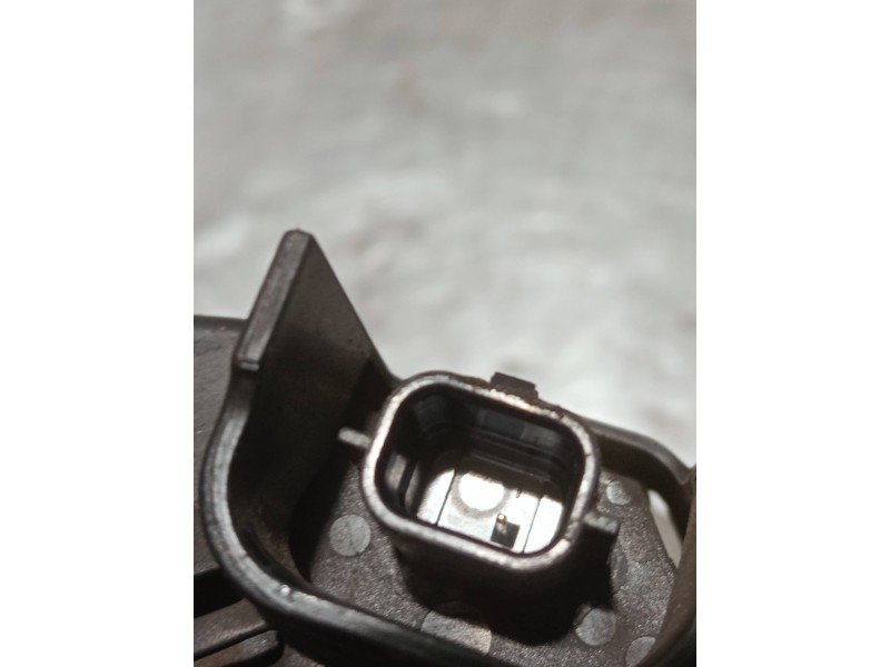 Recambio de alternador para renault megane iii berlina 5 p referencia OEM IAM 8200849752C 2606154D TG12C077