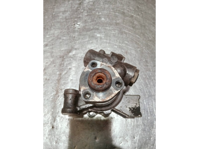 Recambio de bomba direccion para mercedes clase c (w203) familiar referencia OEM IAM   