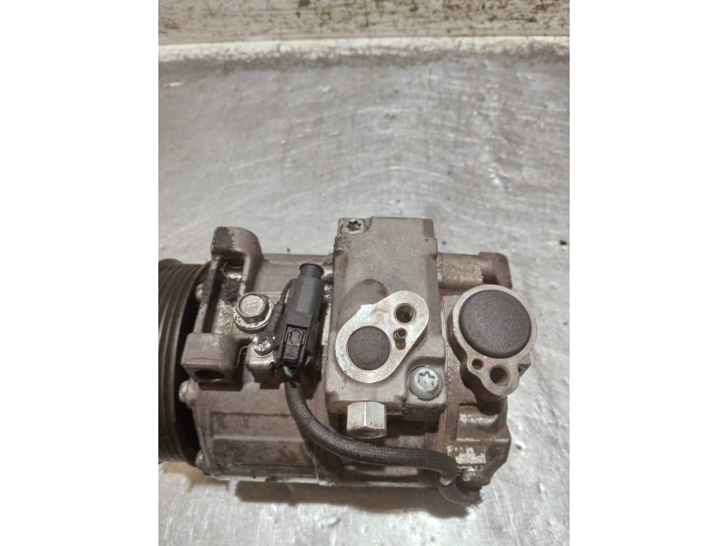 Recambio de compresor aire acondicionado para mercedes clase c (w203) familiar referencia OEM IAM   