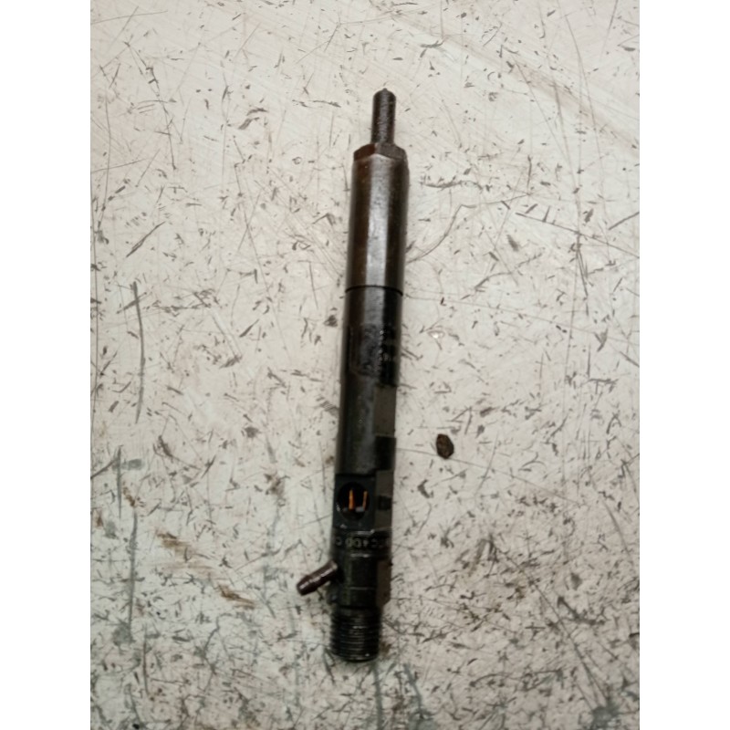 Recambio de inyector para renault clio iii referencia OEM IAM 8200815410 H8200421897 