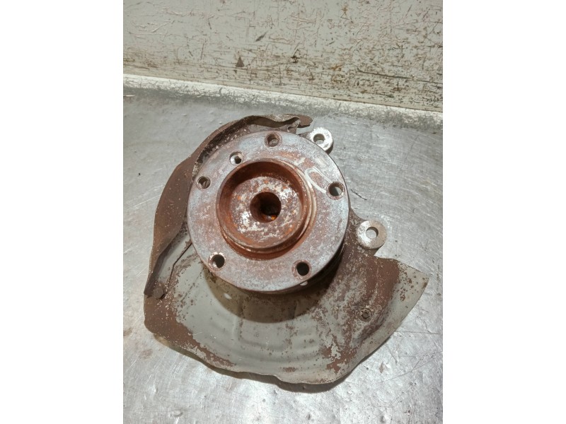 Recambio de mangueta delantera izquierda para bmw serie 5 berlina (e39) referencia OEM IAM   
