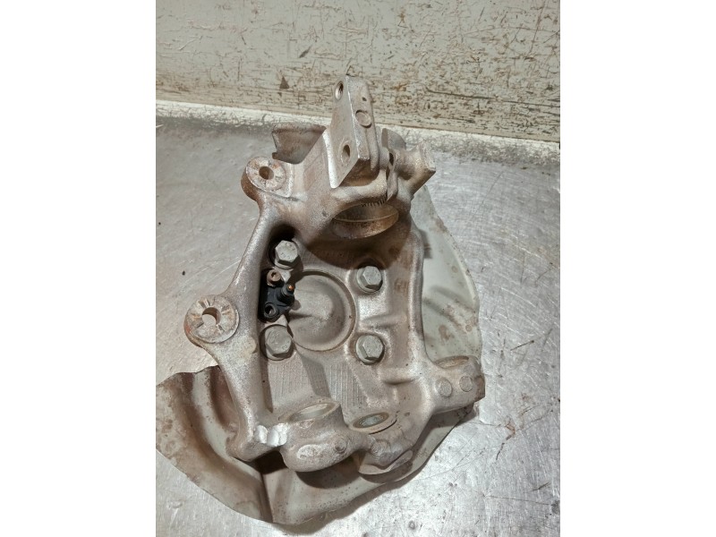 Recambio de mangueta delantera izquierda para bmw serie 5 berlina (e39) referencia OEM IAM   