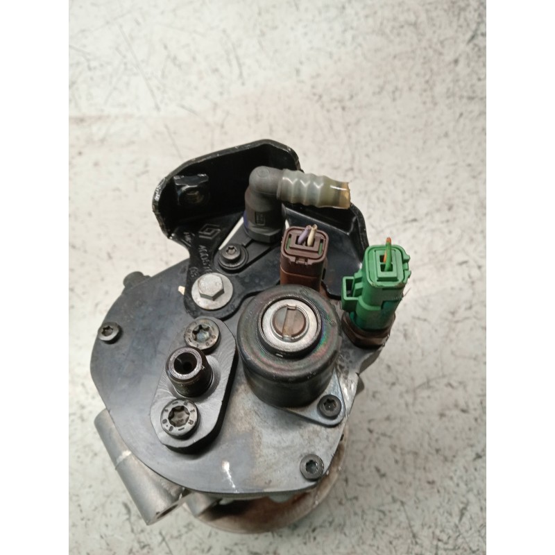 Recambio de bomba inyeccion para renault clio iii referencia OEM IAM 001302ABE  