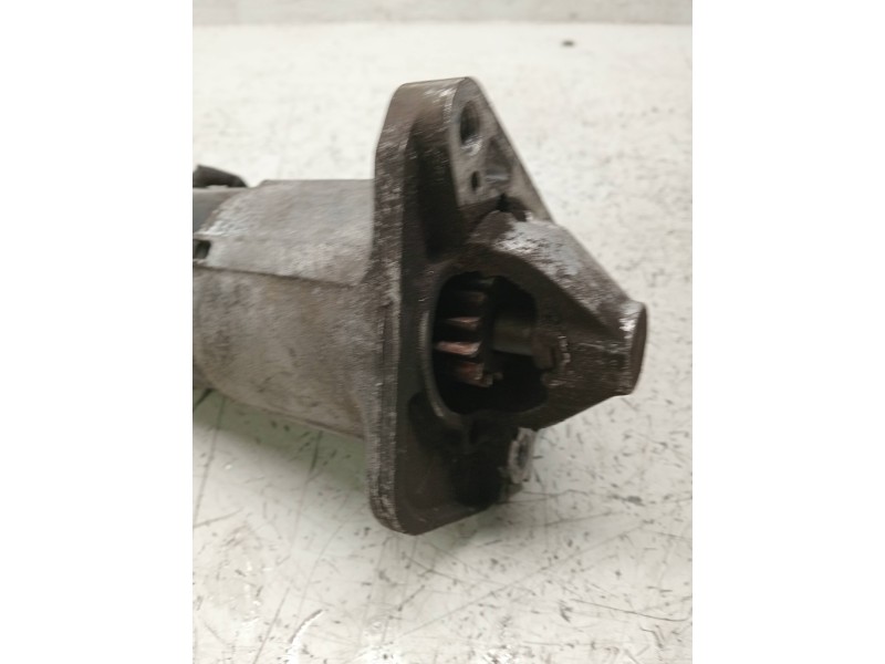 Recambio de motor arranque para renault clio iii referencia OEM IAM M000T87871 8200584675 