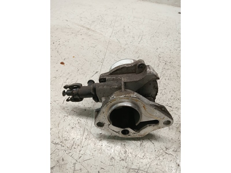 Recambio de depresor freno / bomba vacio para renault clio iii referencia OEM IAM   