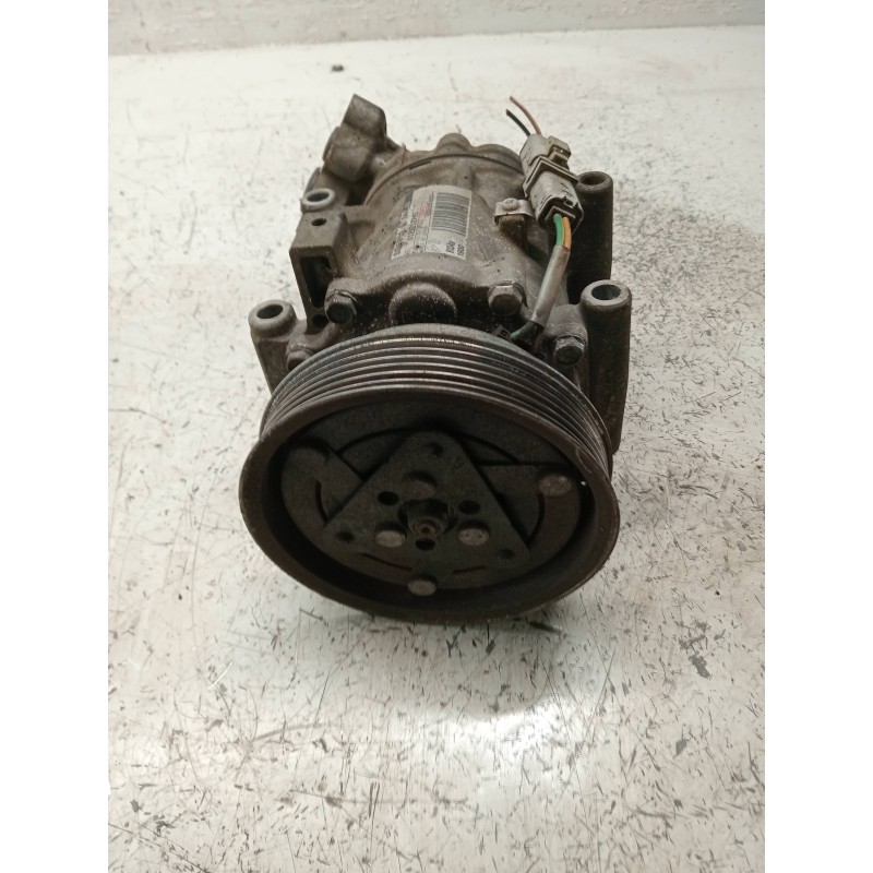 Recambio de compresor aire acondicionado para renault clio iii referencia OEM IAM SD6V121900  
