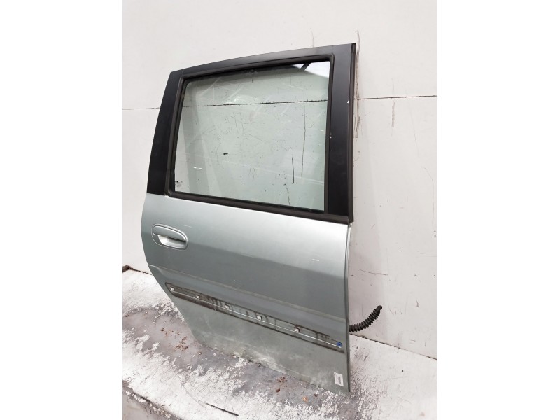 Recambio de puerta trasera derecha para hyundai matrix (fc) 1.5 crdi gls referencia OEM IAM   