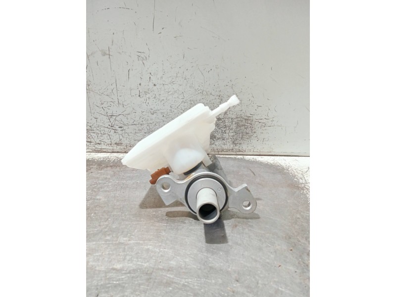 Recambio de bomba freno para opel corsa f referencia OEM IAM A005P990 32672071 