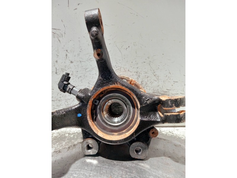 Recambio de mangueta delantera derecha para opel corsa f referencia OEM IAM   