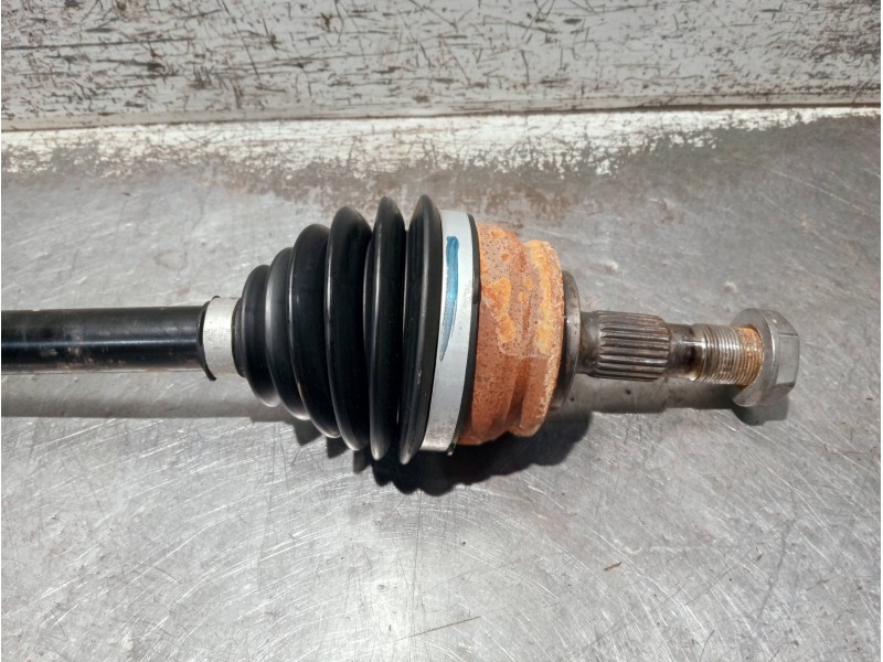 Recambio de transmision delantera derecha para opel corsa f referencia OEM IAM 9825392880  