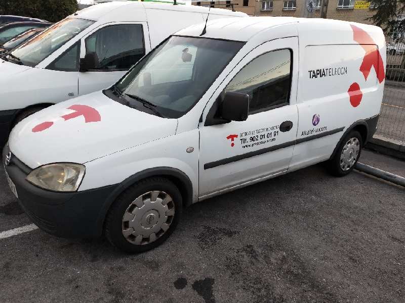 opel combo (corsa c) del año 2008