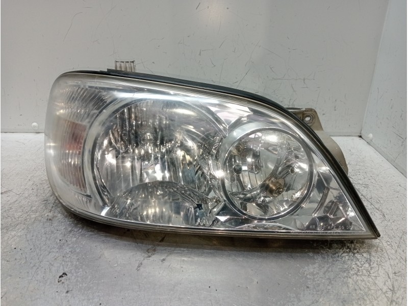 Recambio de faro derecho para kia carnival ii referencia OEM IAM   
