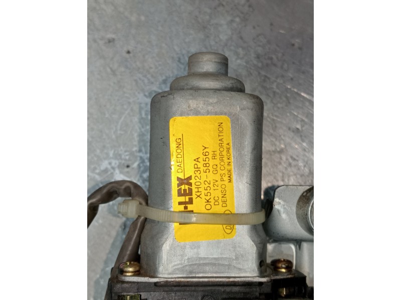 Recambio de motor elevalunas delantero derecho para kia carnival ii referencia OEM IAM OK5525856Y  