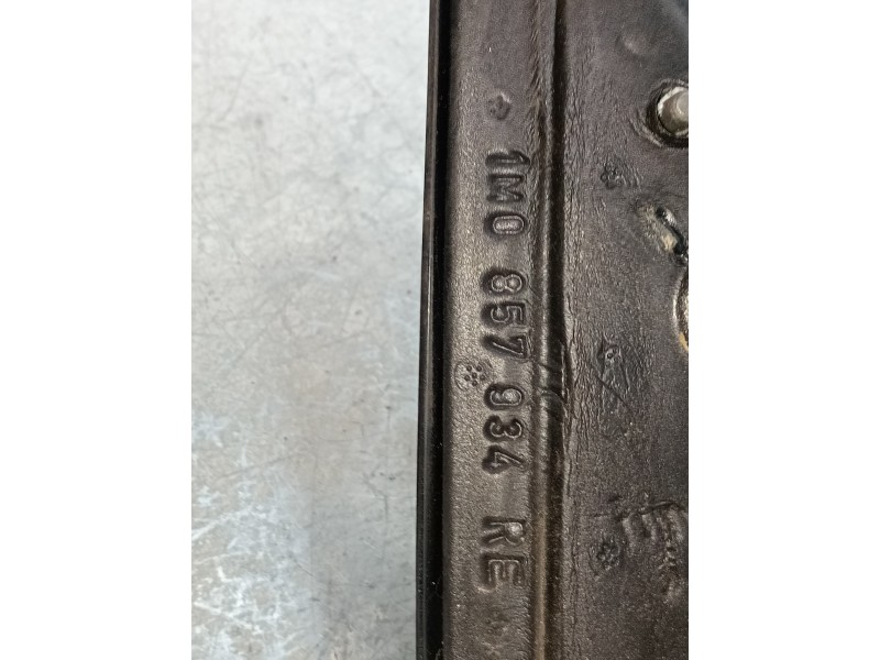 Recambio de retrovisor derecho para seat leon (1m1) referencia OEM IAM 1M0857934  MANUAL