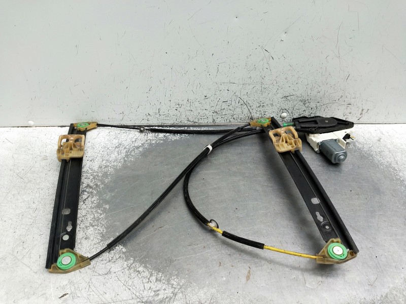 Recambio de elevalunas delantero derecho para audi a1 (8x) ambition referencia OEM IAM 8X3837462  3P