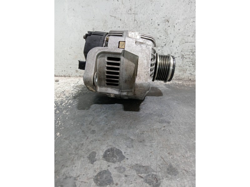 Recambio de alternador para renault megane i fase 2 classic (la..) referencia OEM IAM 437197 S542326R 