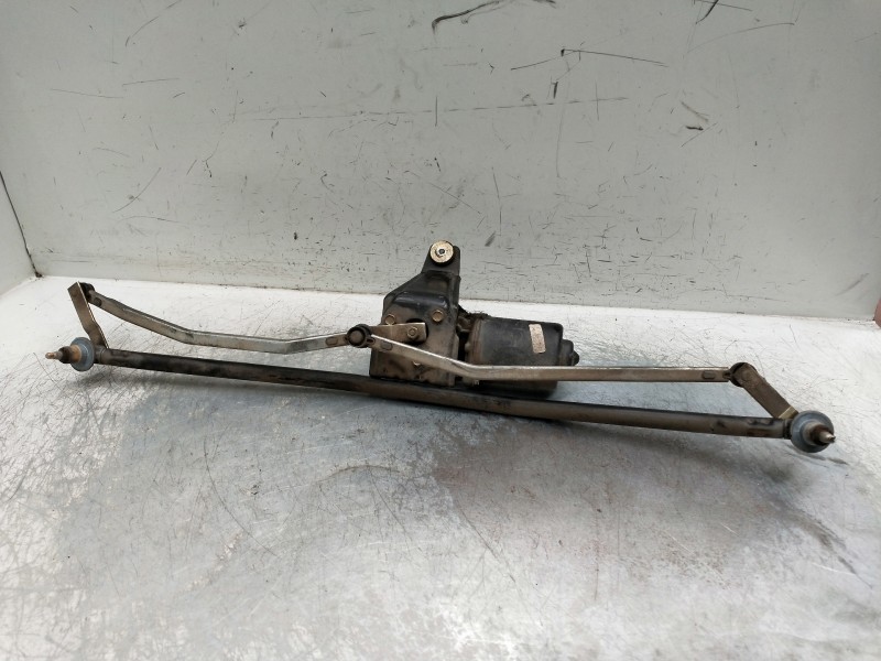 Recambio de motor limpia delantero para renault rapid/express (f40) referencia OEM IAM   