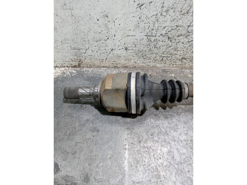 Recambio de transmision delantera izquierda para renault scenic ii authentique referencia OEM IAM 8200383707  