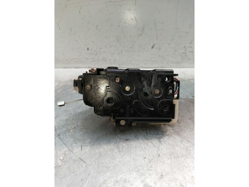 Recambio de motor cierre centralizado trasero izquierdo para volkswagen passat berlina (3b3) executive referencia OEM IAM   4P