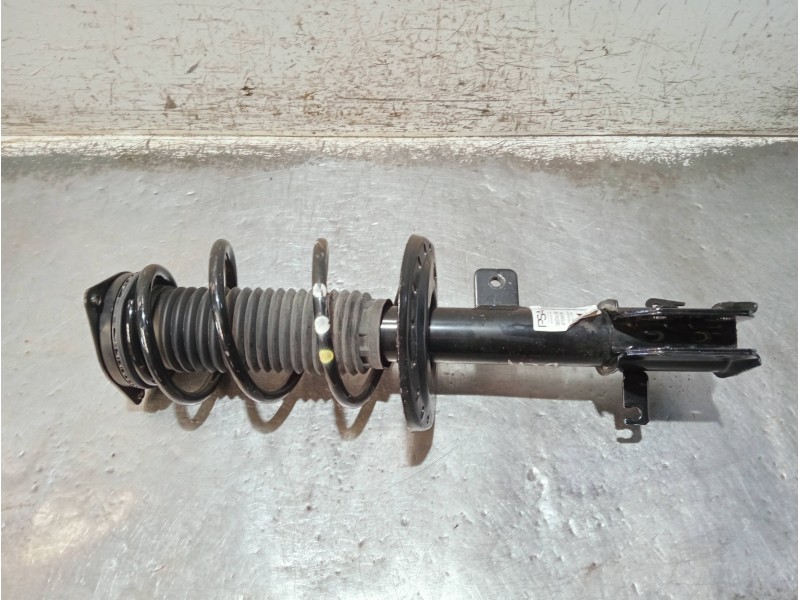 Recambio de amortiguador delantero derecho para opel corsa f referencia OEM IAM 9837414780 ST32000786 