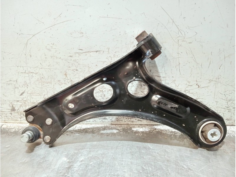 Recambio de brazo suspension inferior delantero izquierdo para opel corsa f referencia OEM IAM   