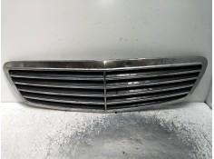 Recambio de rejilla delantera para mercedes clase s (w220) berlina 500 (220.075) referencia OEM IAM A2208800383  