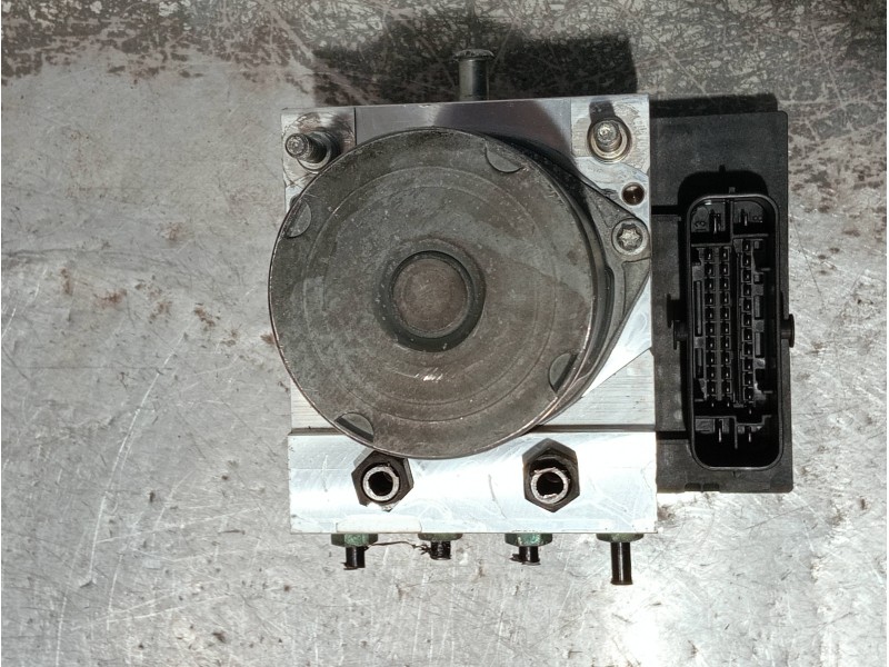 Recambio de abs para audi a6 berlina (4f2) referencia OEM IAM 0265950556 0265235100 4F0614517