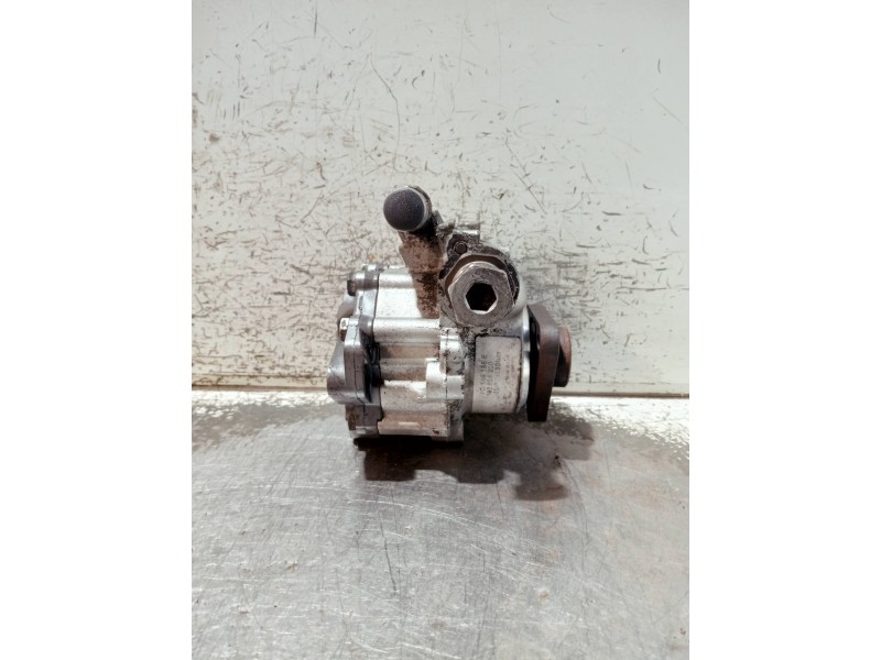 Recambio de bomba direccion para audi a6 berlina (4f2) referencia OEM IAM 4F0145155E 7692955200 