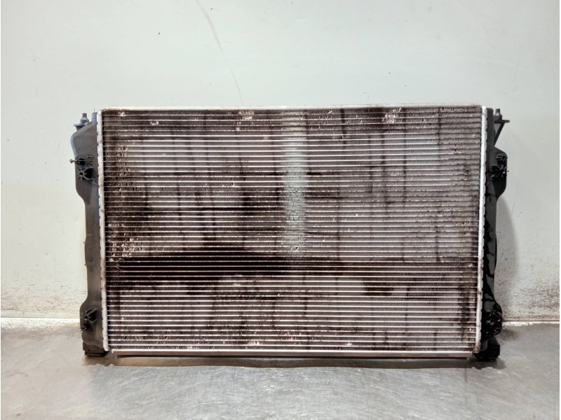 Recambio de radiador agua para audi a6 berlina (4f2) referencia OEM IAM 4F0121251Q  