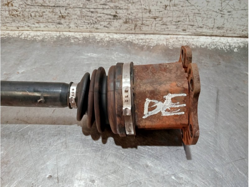 Recambio de transmision delantera derecha para audi a6 berlina (4f2) referencia OEM IAM 4F0407272G  