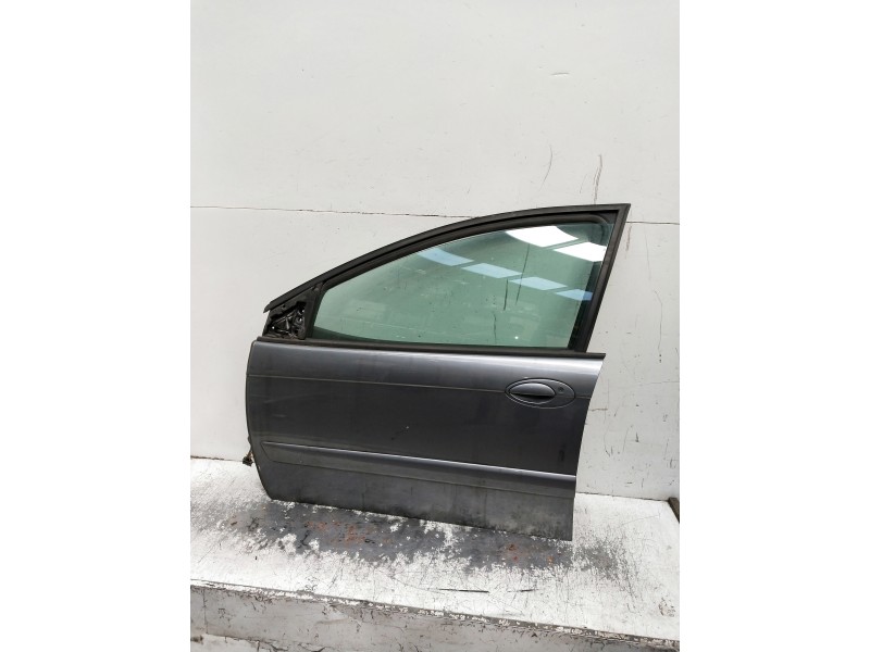Recambio de puerta delantera izquierda para citroen c5 berlina attraction referencia OEM IAM   4P
